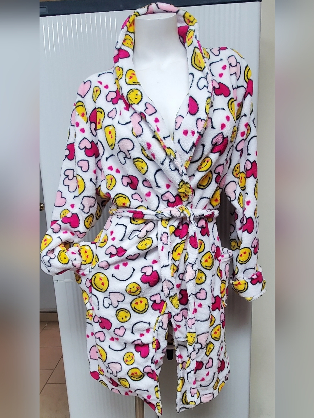 Cozy Heart & Smile Plush Robe - Pink & Yellow